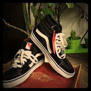 Women’s Vans CLASSIC SK8 HI